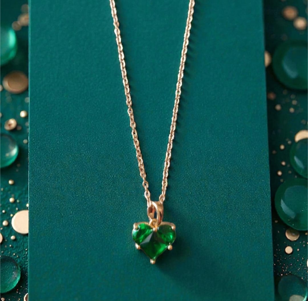 Green Emerald Heart Pendent, Anti-Tarnish Pendent Chain