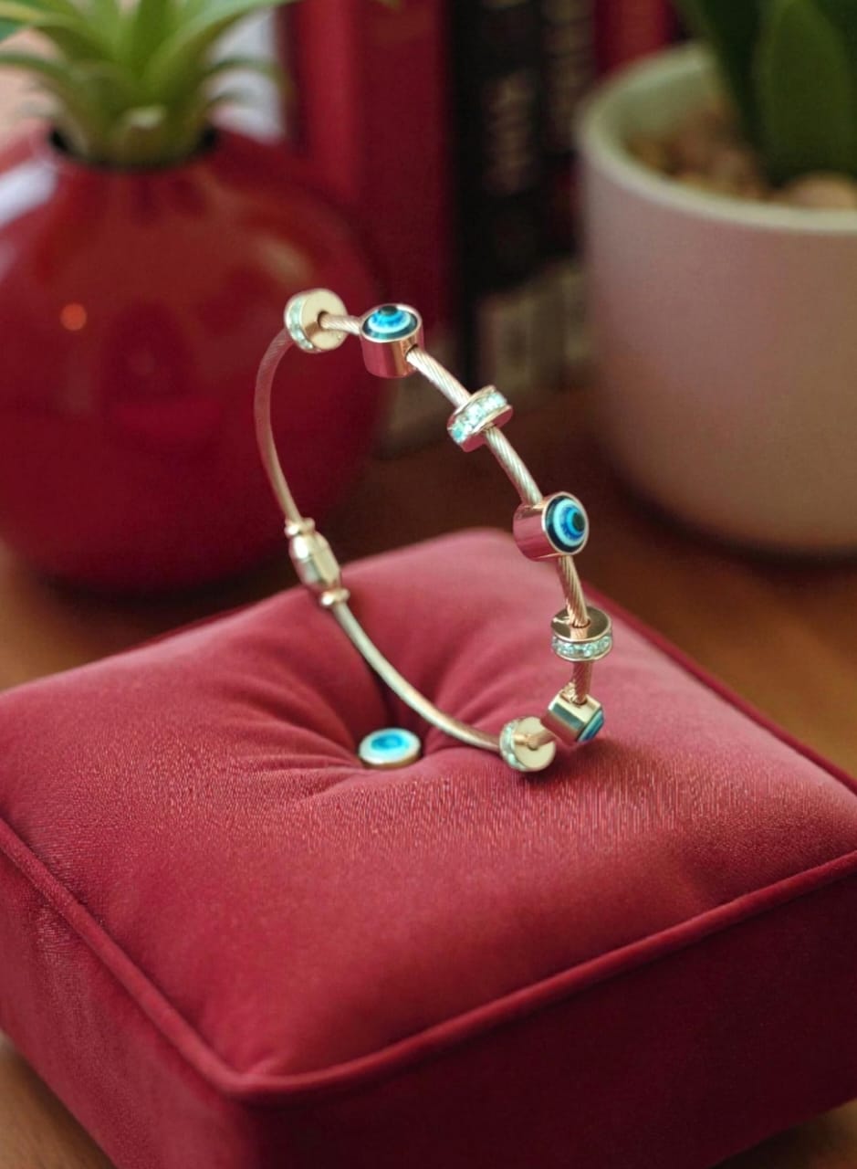 Evil Eye Bangle| Anti-Tarnish Magnetic Clasp Bracelet