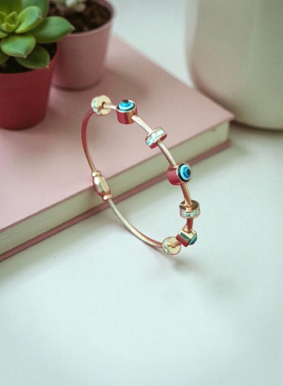 Evil Eye Bangle| Anti-Tarnish Magnetic Clasp Bracelet