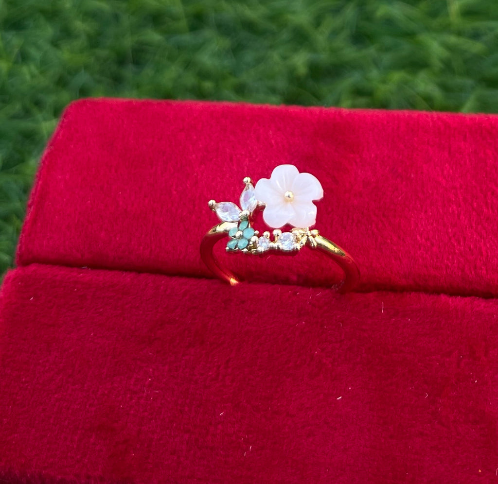 Stainless Steel Bloomy Gloomy White and Green Flower with Petals Ring, Party Wear, Adjustable